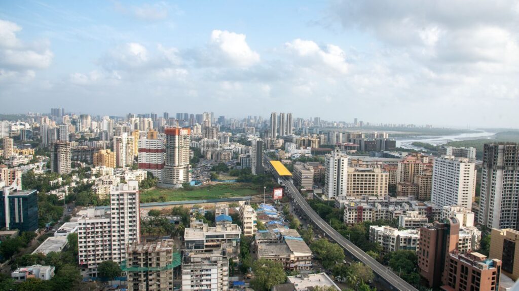 Mumbai Property Market Surpasses 1 Lakh Registrations in 2024