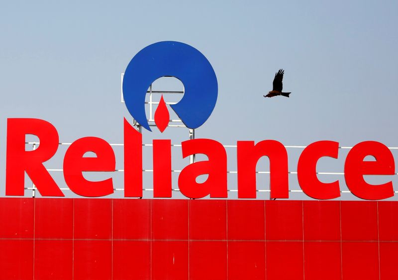 Reliance acquires 74% stake in Navi Mumbai IIA for $192M