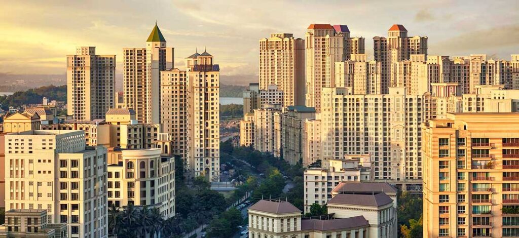 Why are up to ₹2 crore properties the most preferred in the Mumbai real estate market