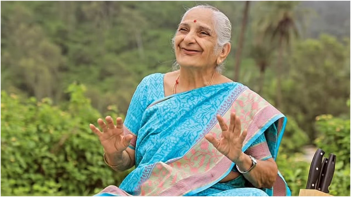 Gujju Ben, Urmila Asher, women entrepreneurs, Ahmedabad startups, food business, Swiggy success, Zomato stories, senior citizen entrepreneur, home kitchen India, inspiring Indian stories