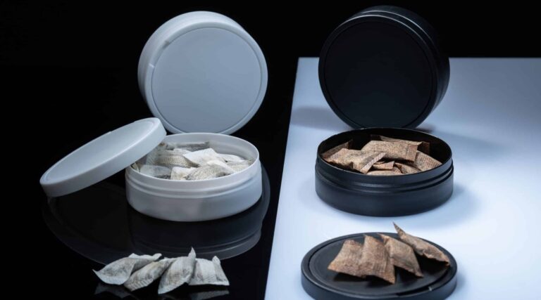 snus, chewing tobacco, gutkha ban, Indian tobacco industry, snus India, public health, TB in India, Indian Railways cleanliness, Howrah Bridge damage, smokeless tobacco, harm reduction