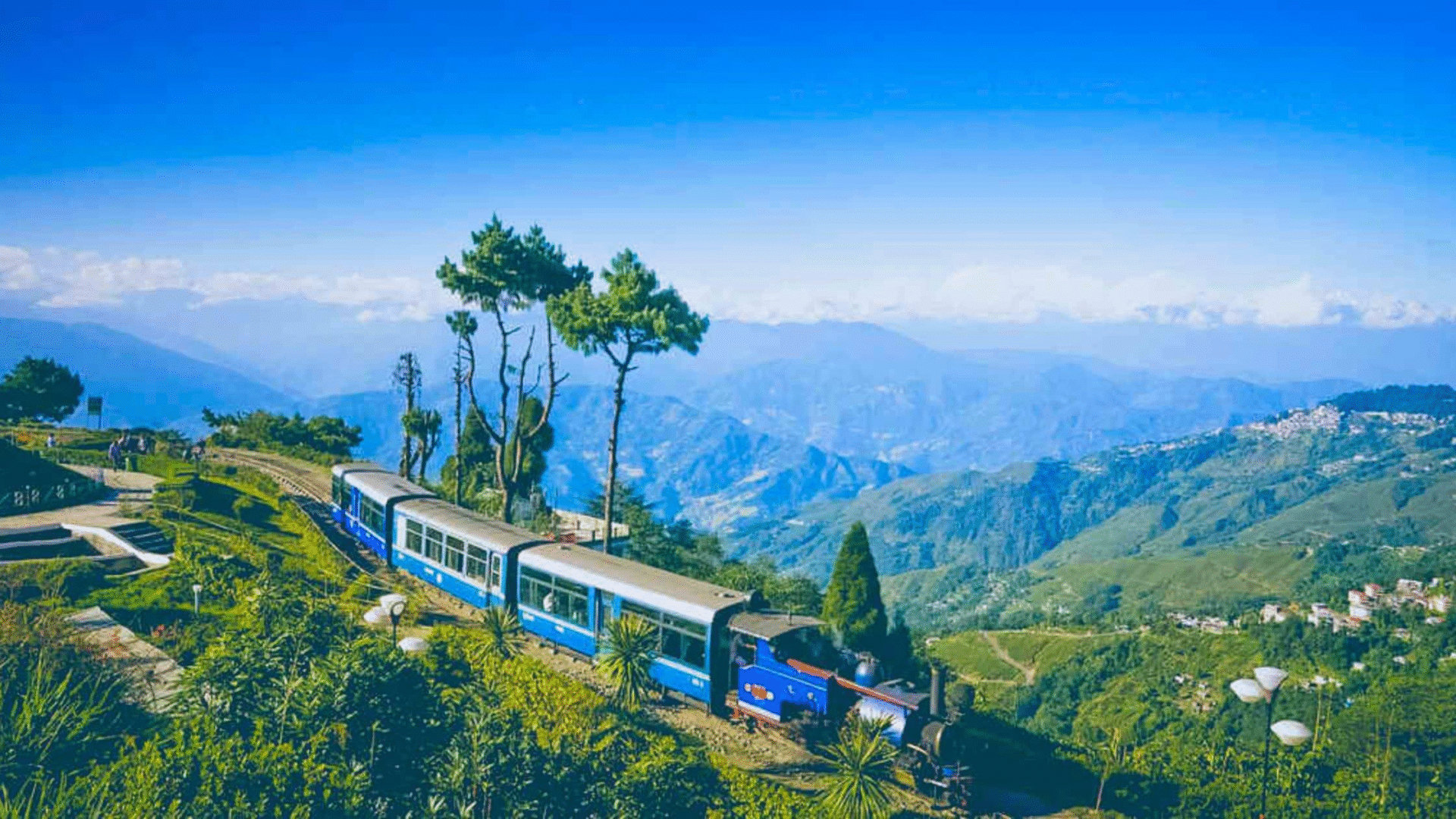 Darjeeling, monsoon destination, monsoon destination India, monsoon destination guide, monsoon destination budget, best monsoon destination