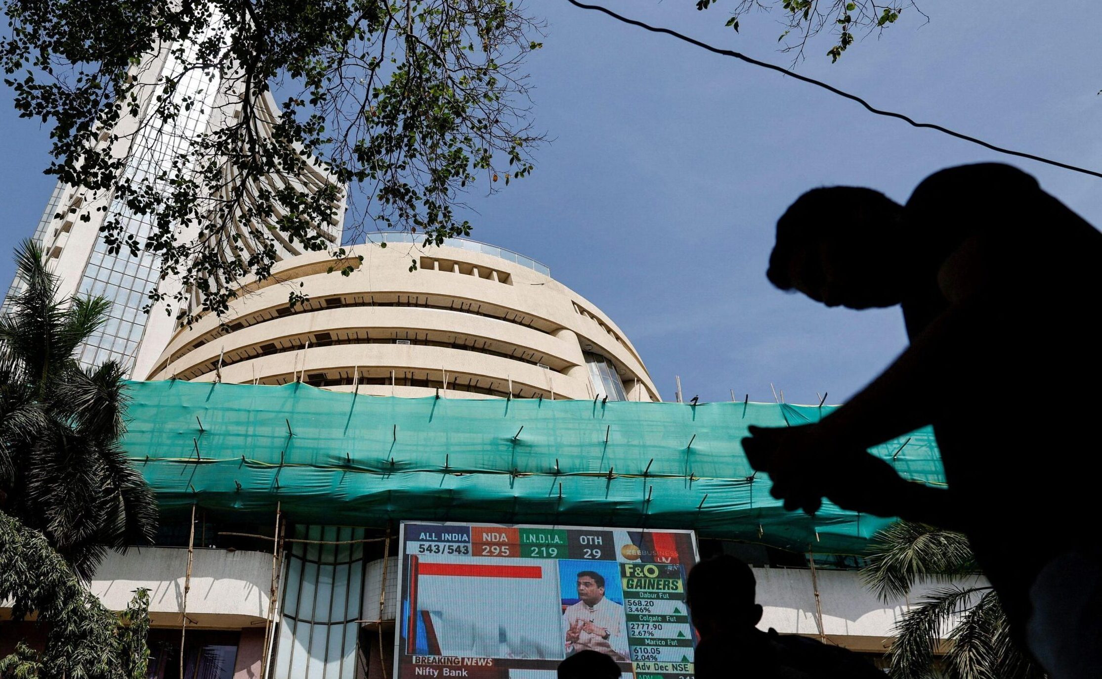 small cap stocks India, debt-free small cap companies, Aeroflex Industries stock, Garuda Construction stock, high ROCE stocks India, small cap investment 2025, India stock market news, zero debt companies India, small business success stories, Indian investors news, Ashish Kacholia portfolio, Utpal Sheth stock picks