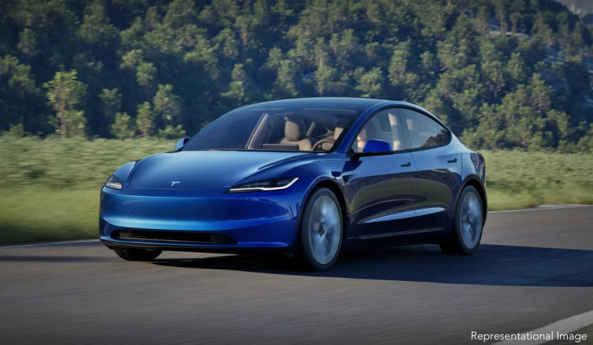 Tesla India, Tesla Supercharger Mumbai, EV charging station, electric vehicles India, Tesla Model Y, Bandra Kurla Complex, Tesla Experience Centre, supercharging India, EV infrastructure, Tesla news 2025, fast charging Mumbai