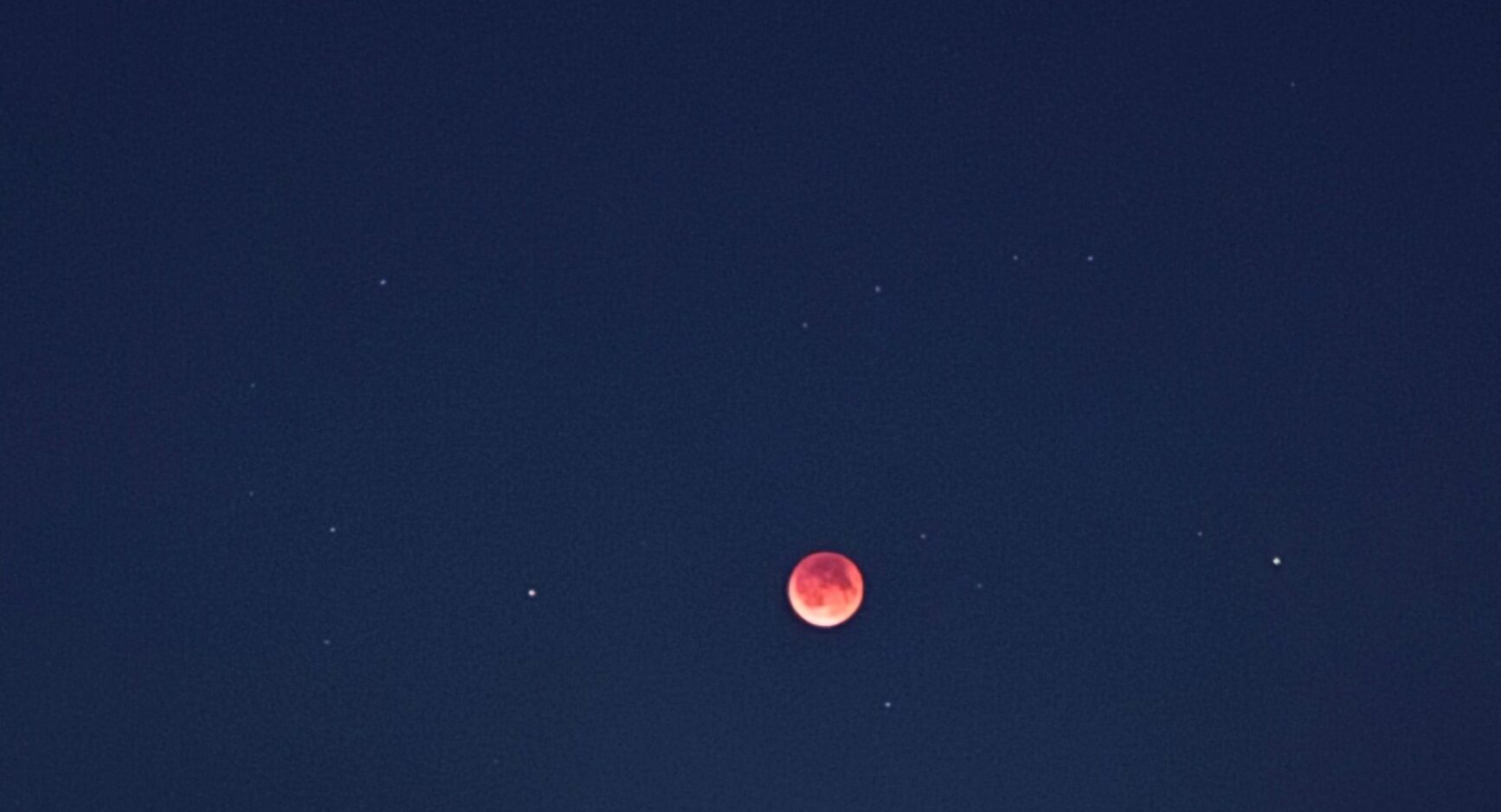 lunar eclipse, naked eye, blood moon 2025, lunar eclipse business opportunities, astro tourism India, eclipse myths busted, safe eclipse viewing, lunar eclipse India news