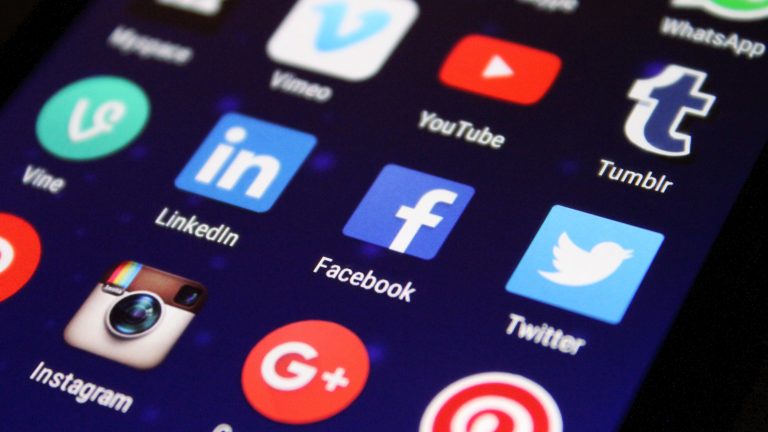 Make in India, Indian startups, homegrown apps, digital independence, WhatsApp alternatives India, Indian tech ecosystem, data security India, India app development, indigenous apps, Indian entrepreneurship