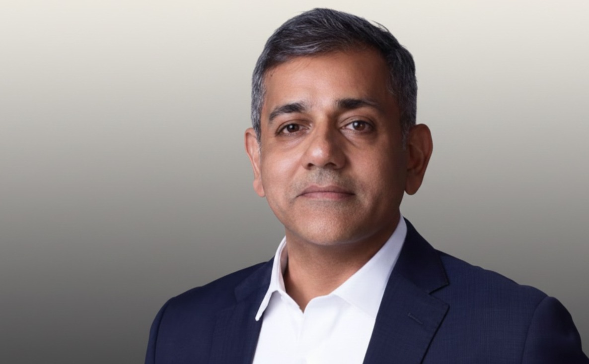 Yatra, Dhruv Shringi, Siddhartha Gupta, Yatra CEO change, Yatra leadership, Business News India, Corporate Travel, B2B Travel, Travel Tech India, Startup Leadership News