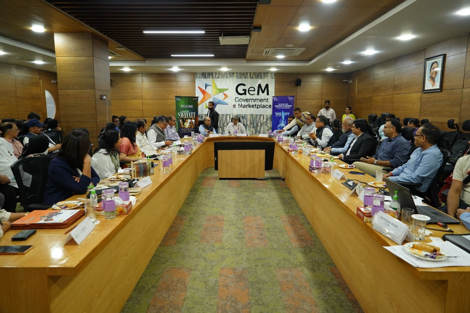 Women Entrepreneurs Cross Rs 83,000 Crore in GeM Orders as SWAYATT Completes 7 Years image 1