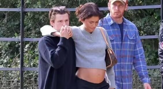 Zendaya, Tom Holland, Zendaya pregnancy, Zendaya pregnant, Tom Holland Zendaya, Zendaya baby bump, viral baby bump photo, Zendaya pregnancy rumours, Zendaya Tom Holland news, Hollywood news, celebrity news