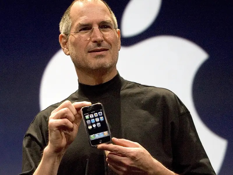 first i phone ever by steve jobs