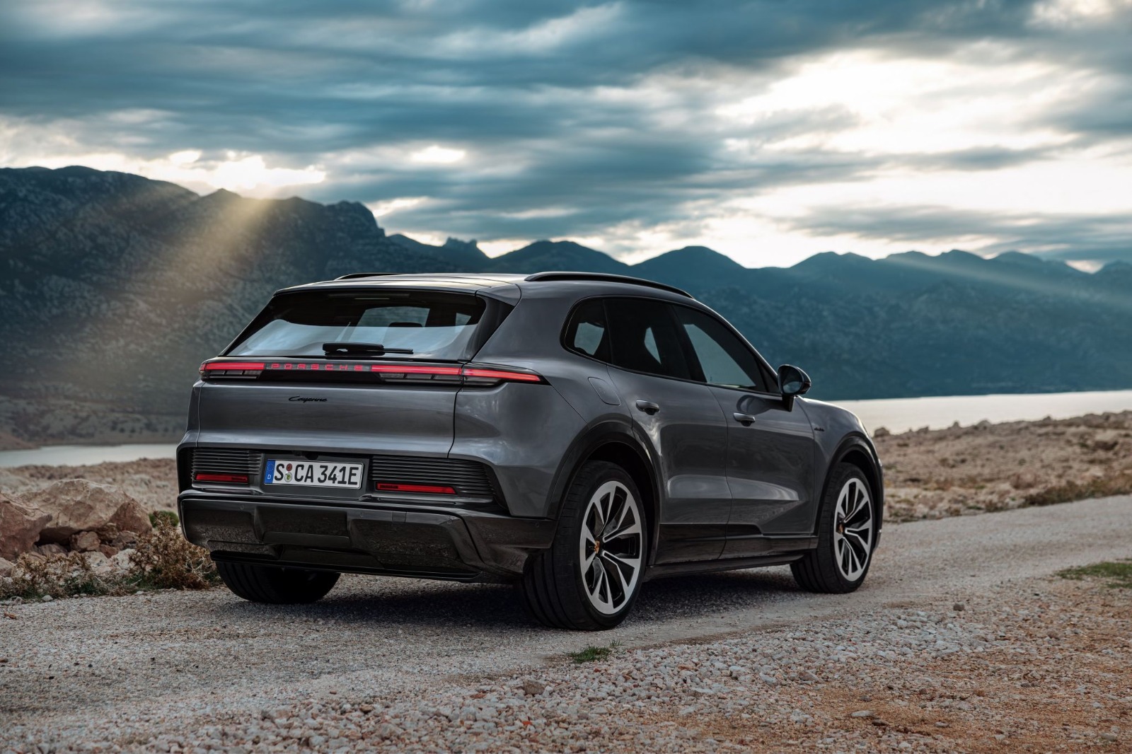 Porsche Cayenne Electric look